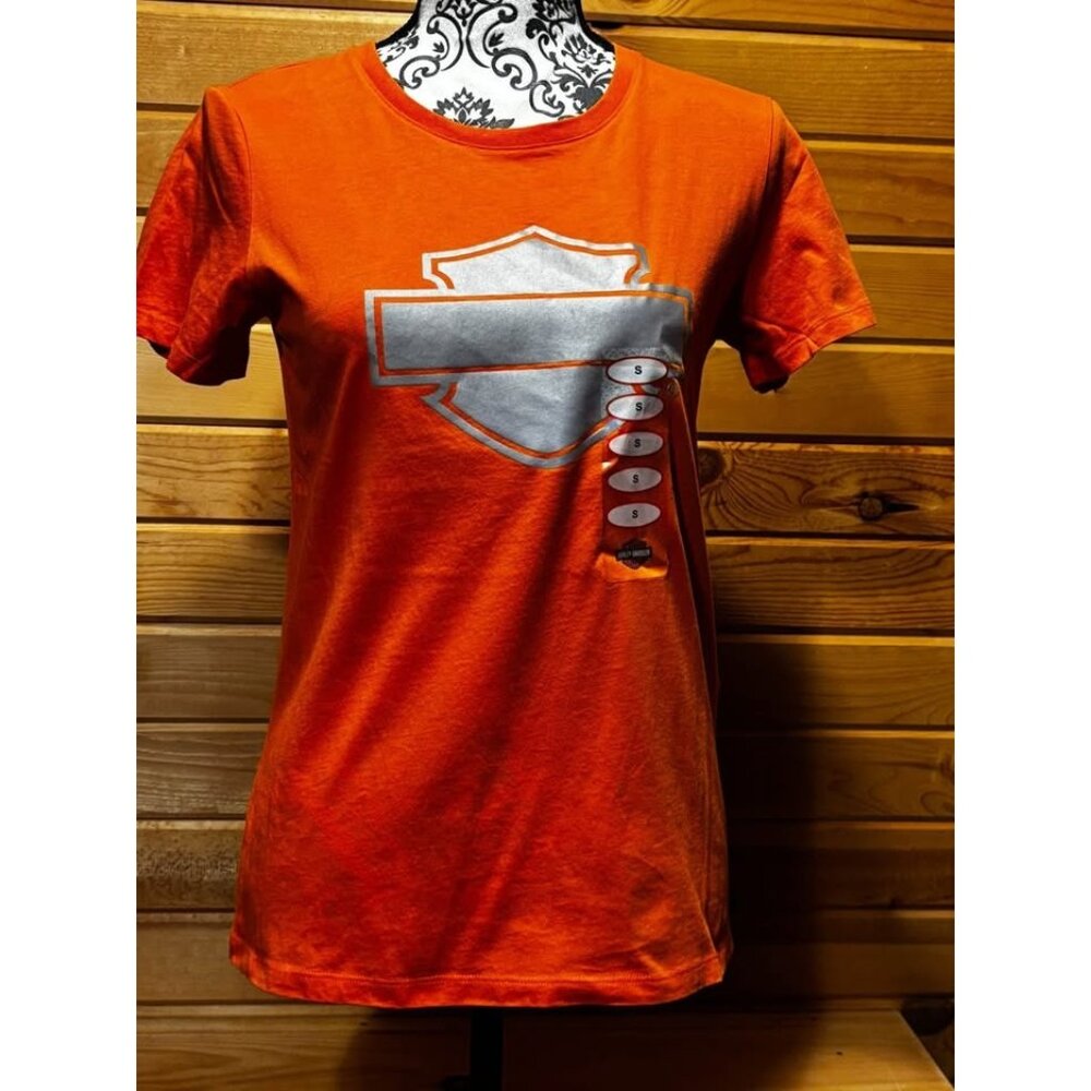 BNWT Women’s Harley-Davidson shirt. small.